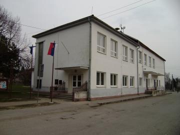 Budova obecného úradu, kúlturneho domu a pošty Budova obecného úradu, kúlturneho domu a pošty